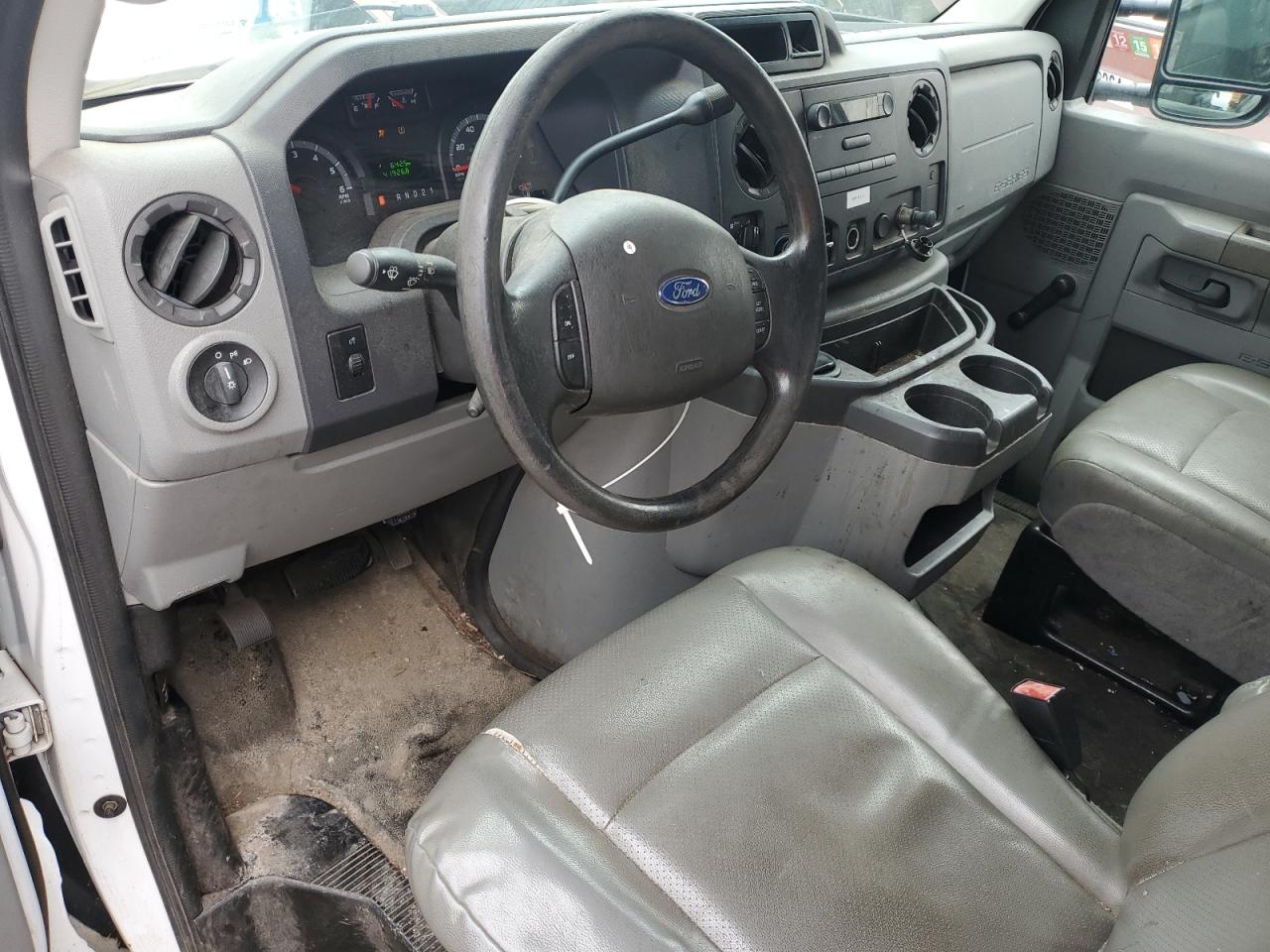 2010 Ford E250 Utility / Service Van VIN: 1FTNE2EW8ADA88452 Lot: 90423245