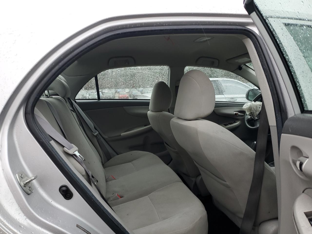 2010 Toyota Corolla Base VIN: 1NXBU4EE8AZ343637 Lot: 92098545