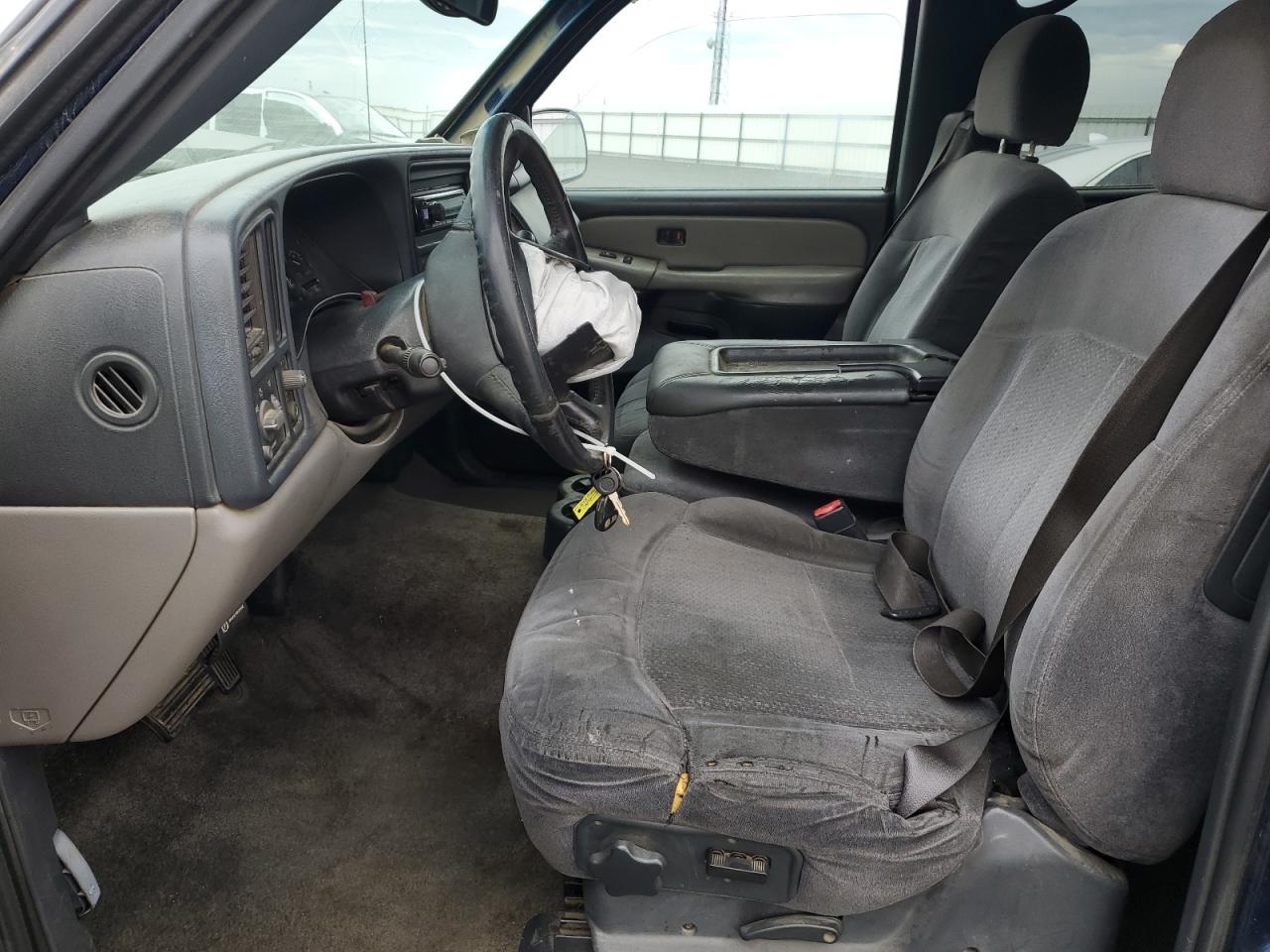 2002 Chevrolet Tahoe C1500 VIN: 1GNEC13VX2J305911 Lot: 92505465