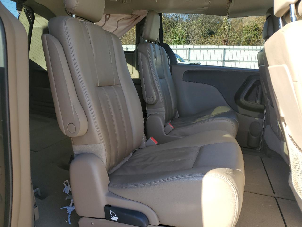 2013 Chrysler Town & Country Touring VIN: 2C4RC1BG8DR774569 Lot: 92107795