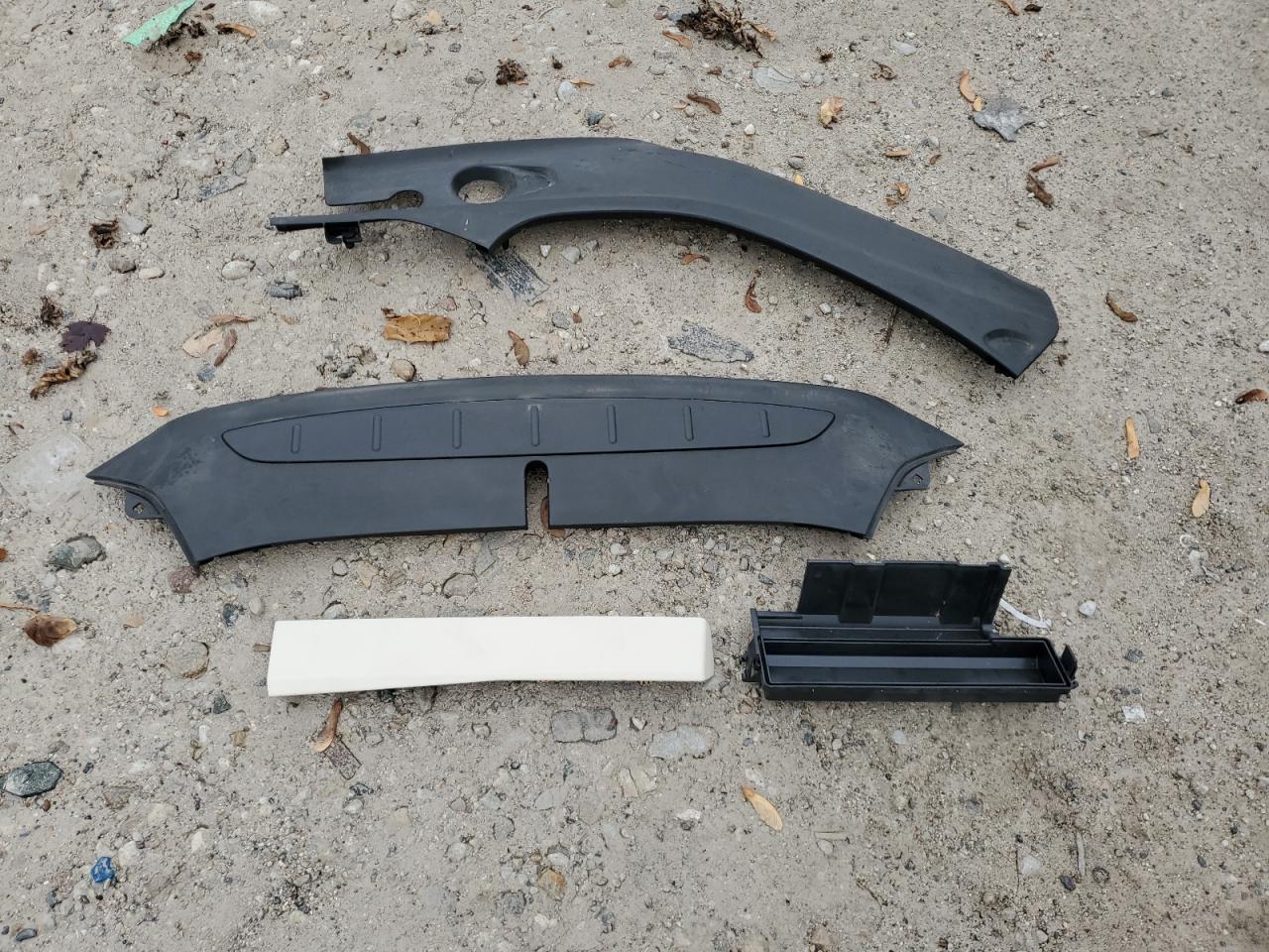 2018 Tesla Model X VIN: 5YJXCAE23JF111151 Lot: 93186765