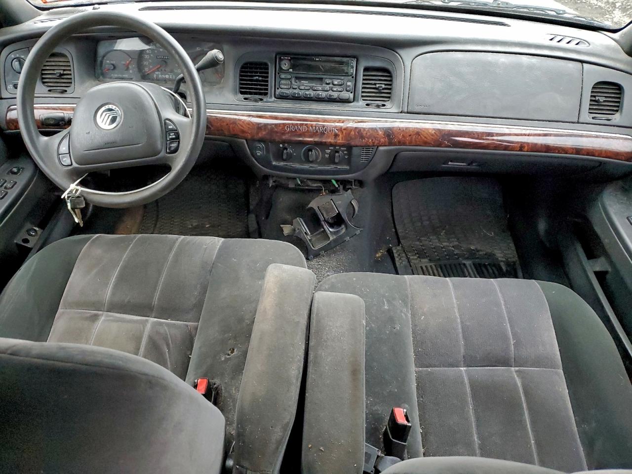 2004 Mercury Grand Marquis Gs VIN: 2MEFM74W64X643058 Lot: 93551865