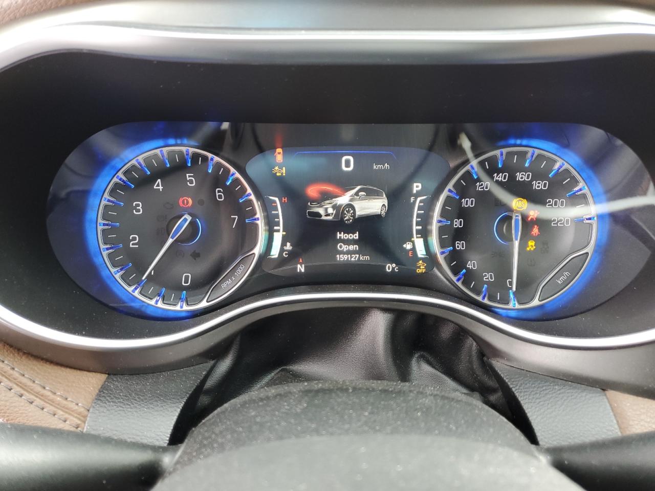 2017 Chrysler Pacifica Limited VIN: 2C4RC1GG2HR663451 Lot: 90897655