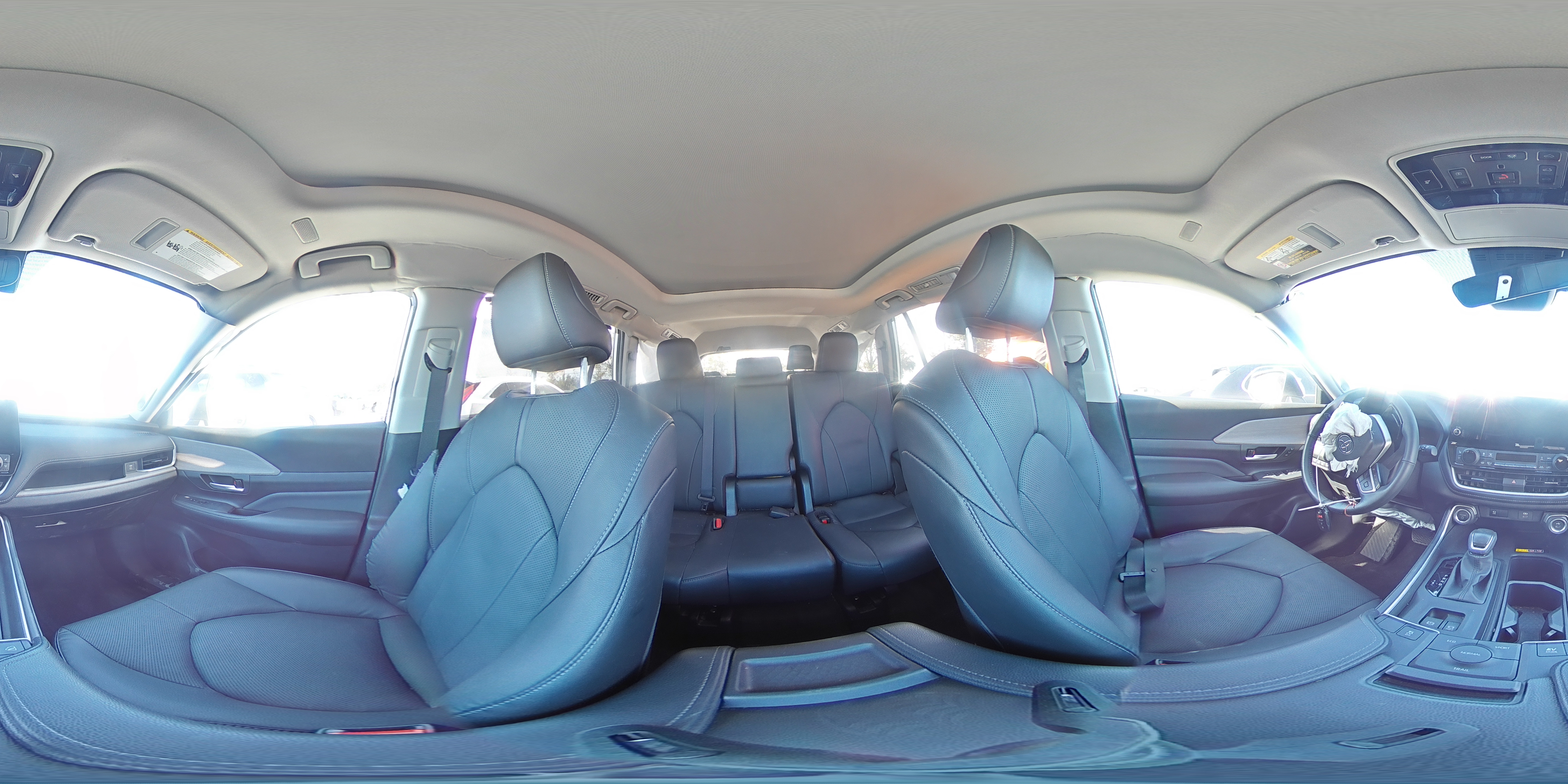 2024 Toyota Grand Highlander Xle VIN: 5TDACAB54RS022779 Lot: 92042725