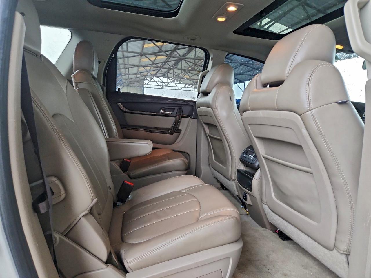 2015 GMC Acadia Denali VIN: 1GKKRTKD3FJ104411 Lot: 94060995