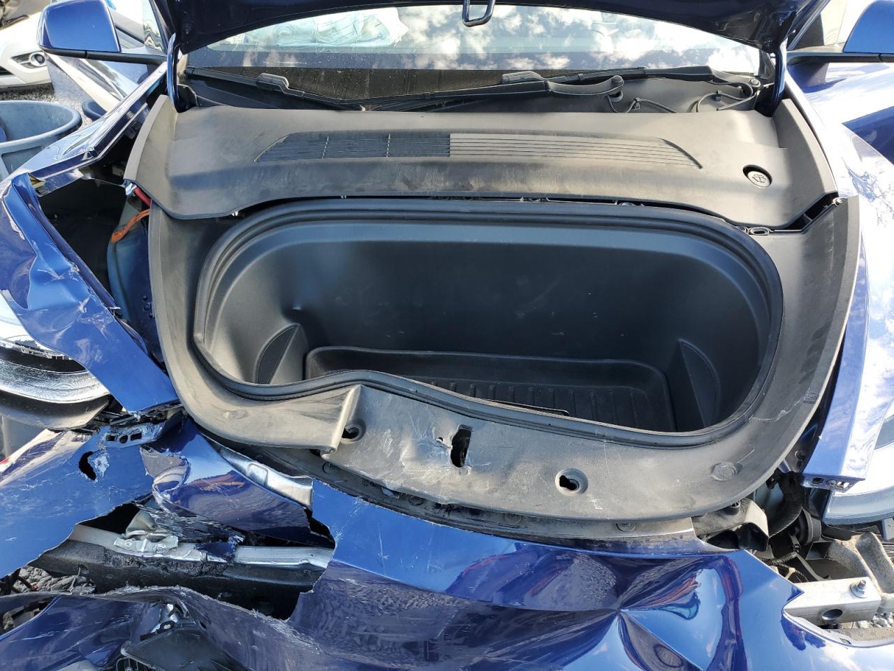 2020 Tesla Model Y VIN: 5YJYGDEE8LF032940 Lot: 90810425