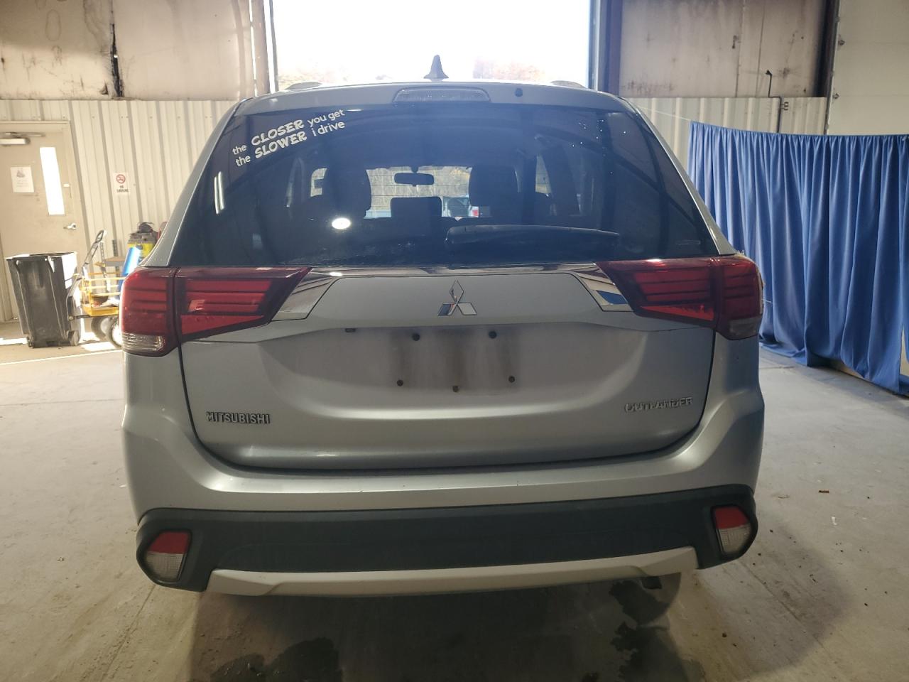 2017 Mitsubishi Outlander Es VIN: JA4AZ2A32HZ049524 Lot: 92839295