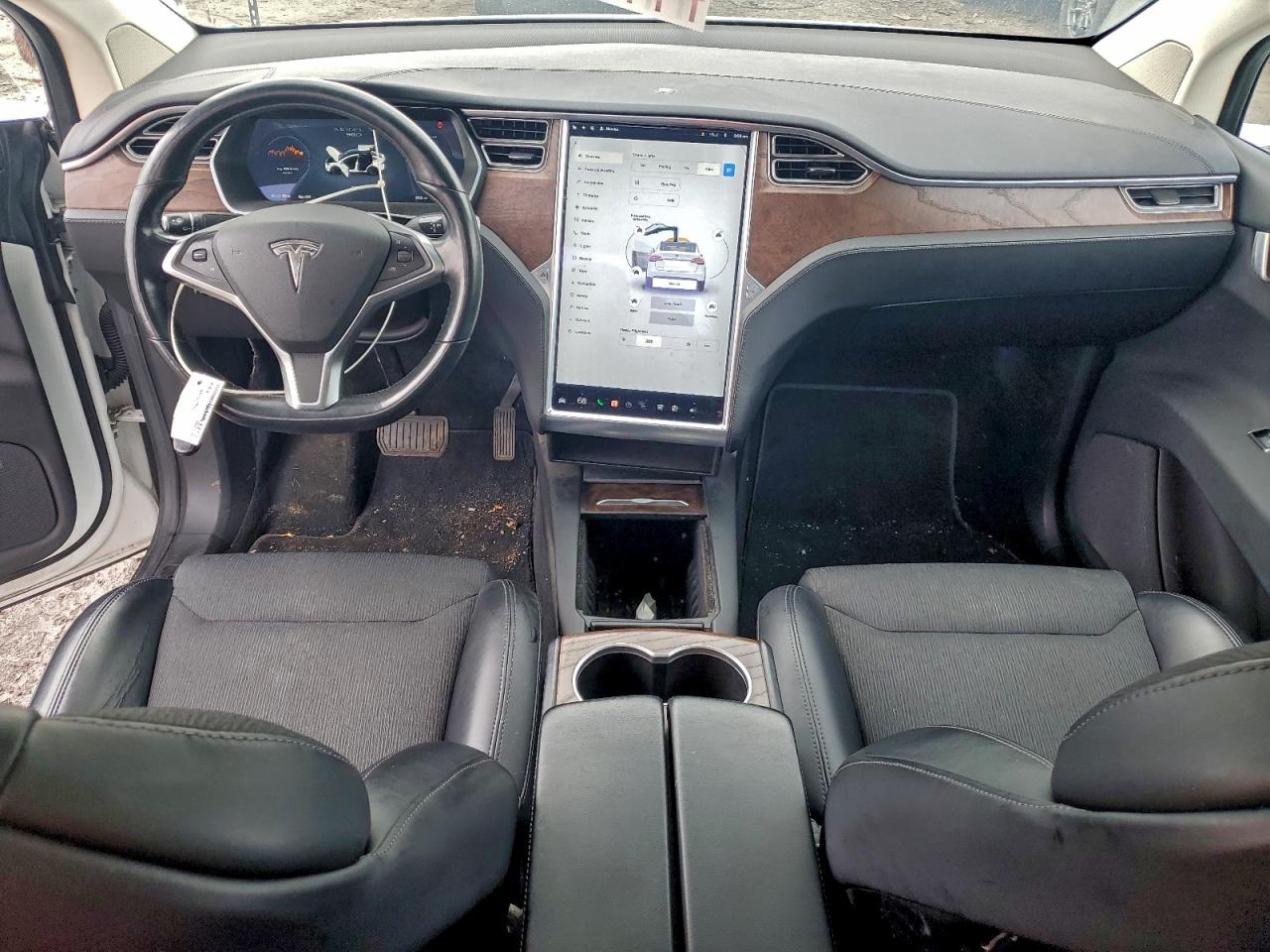 2016 Tesla Model X VIN: 5YJXCAE23GF004965 Lot: 93730885