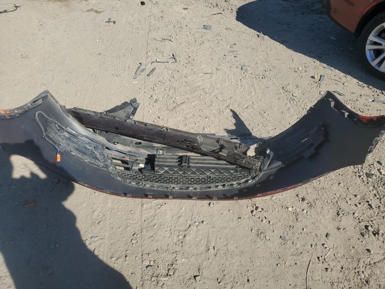 2015 Chrysler 200 Limited VIN: 1C3CCCABXFN748471 Lot: 92502615