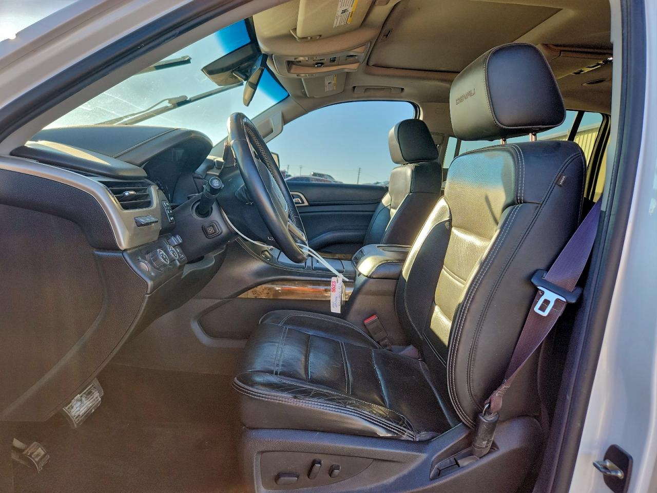 2016 GMC Yukon Xl Denali VIN: 1GKS2HKJ3GR436326 Lot: 94502585