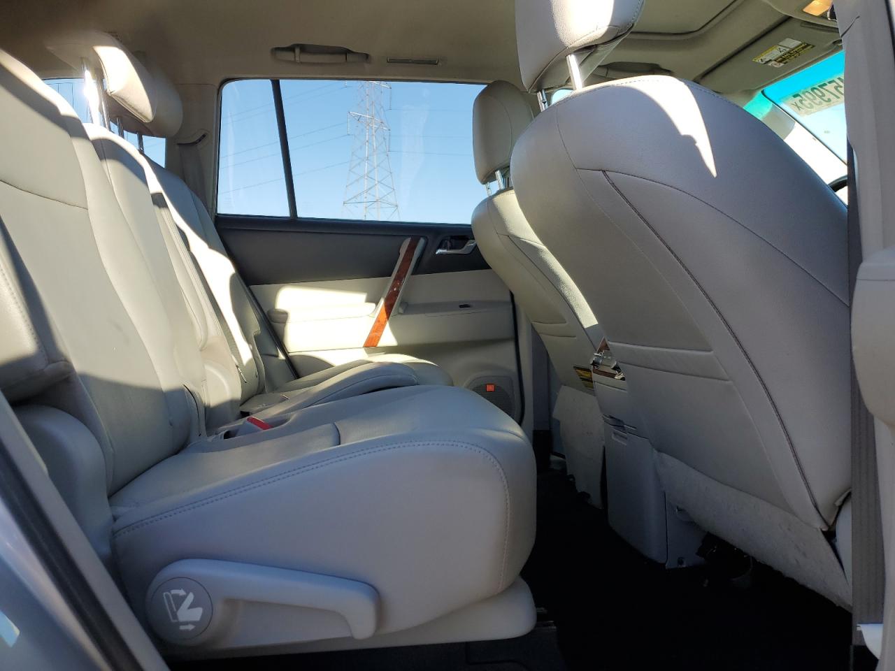 2011 Toyota Highlander Hybrid Limited VIN: JTEDC3EH8B2001862 Lot: 91457995