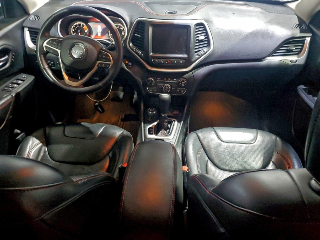 2016 Jeep Cherokee Trailhawk VIN: 1C4PJMBS0GW104576 Lot: 93353665