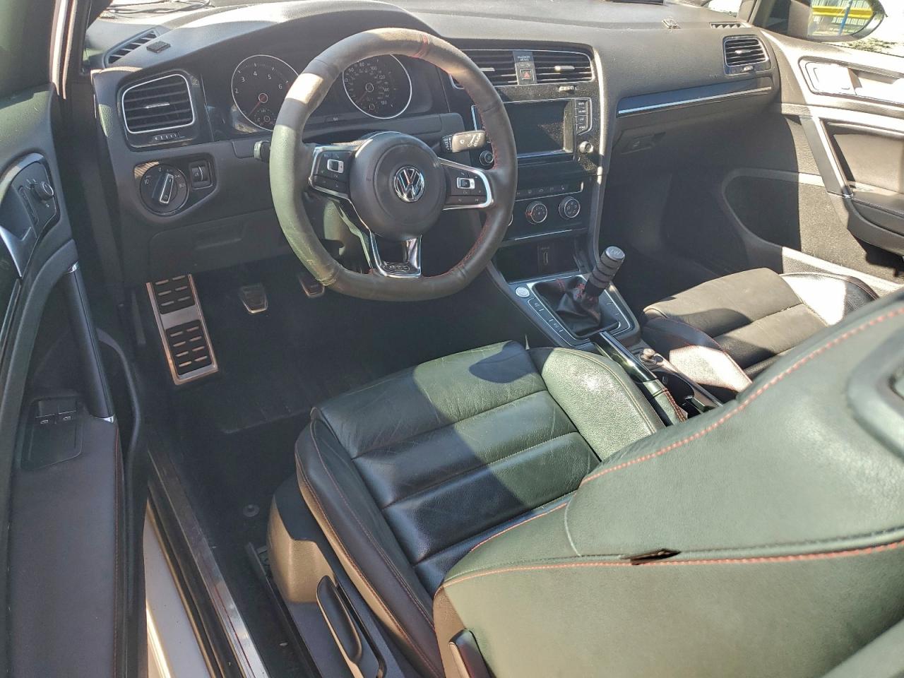 2015 Volkswagen Gti VIN: 3VWYT7AU1FM038439 Lot: 94038955