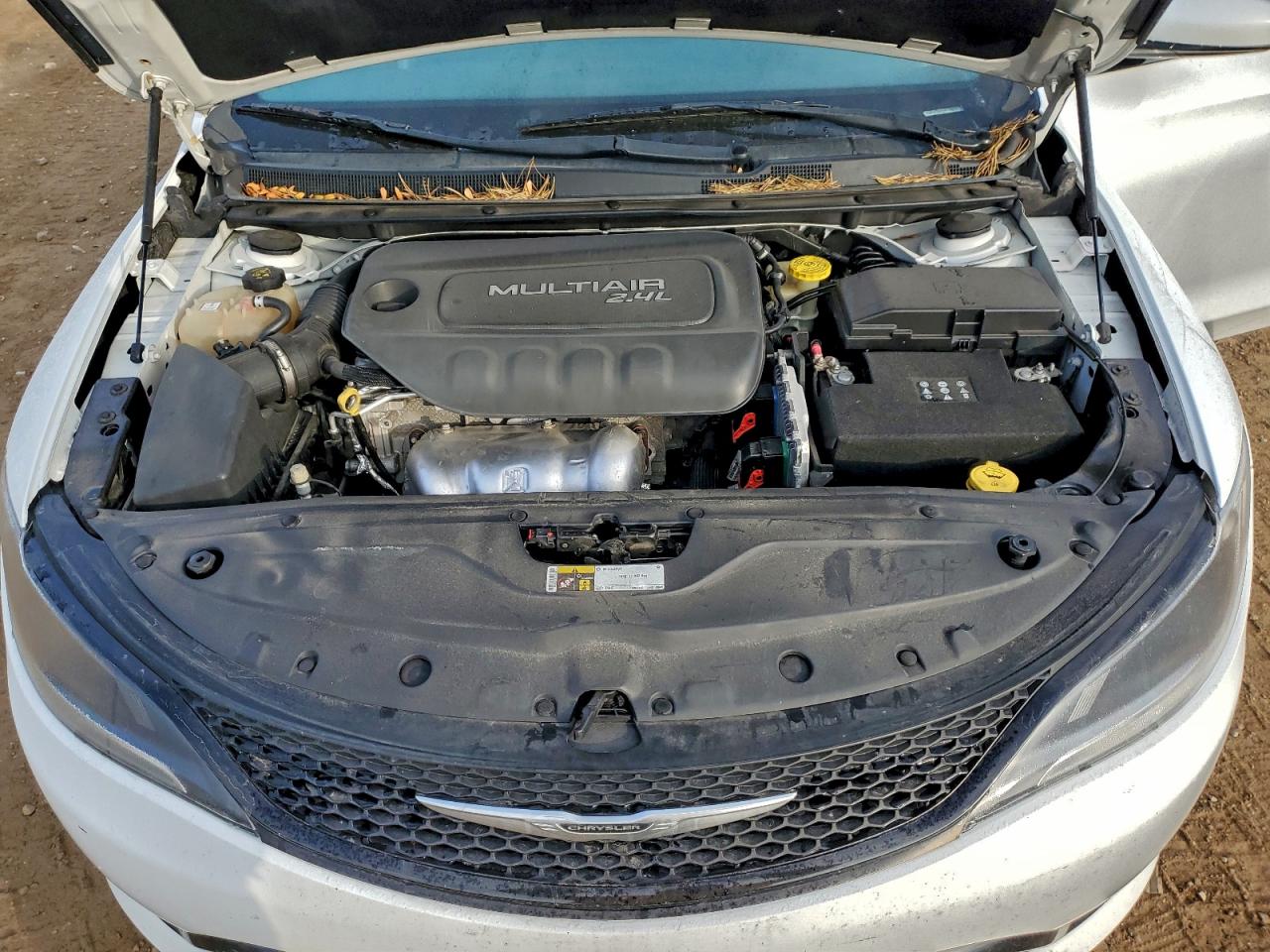 2015 Chrysler 200 S VIN: 1C3CCCBB3FN753879 Lot: 94050825