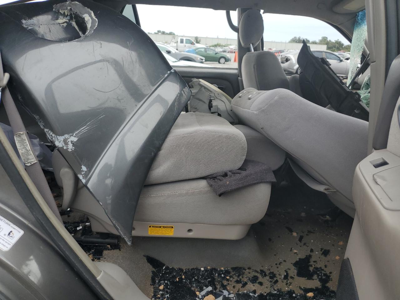 2006 Toyota Sequoia Sr5 VIN: 5TDBT44A26S267303 Lot: 89873695