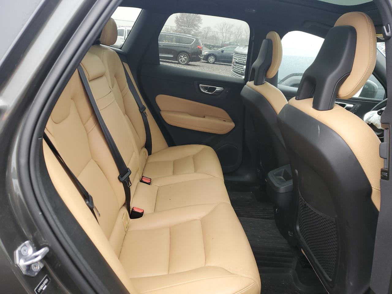 2018 Volvo Xc60 T5 VIN: LYV102RKXJB118209 Lot: 93639075