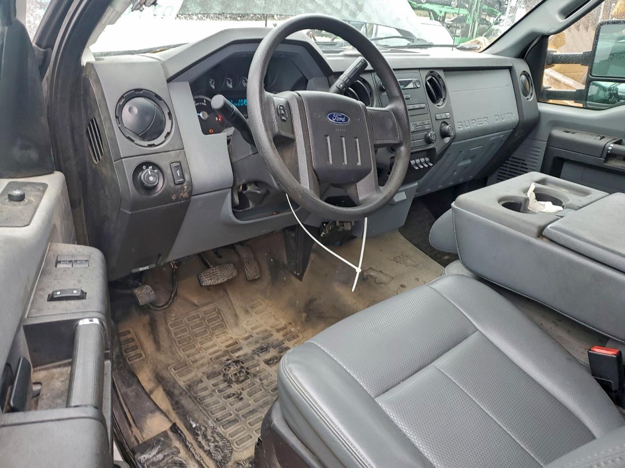 2016 Ford F550 Super Duty VIN: 1FDUF5GT8GED01914 Lot: 93655055