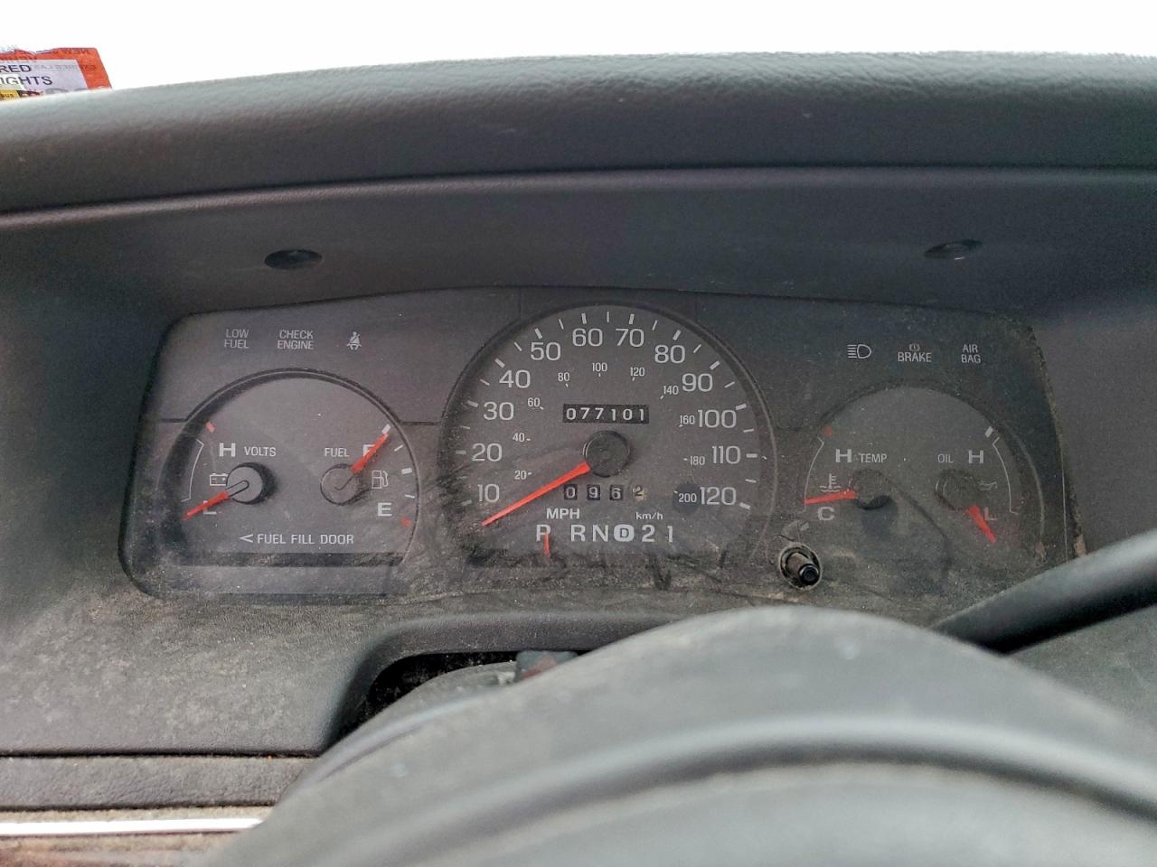 2004 Mercury Grand Marquis Gs VIN: 2MEFM74W64X643058 Lot: 93551865