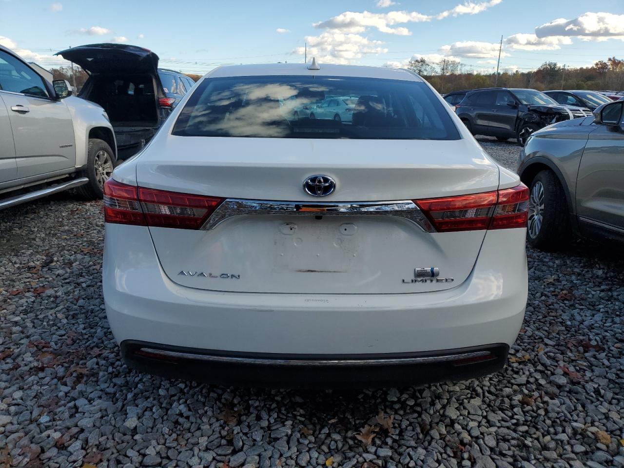 2018 Toyota Avalon Hybrid VIN: 4T1BD1EB1JU064082 Lot: 82748275