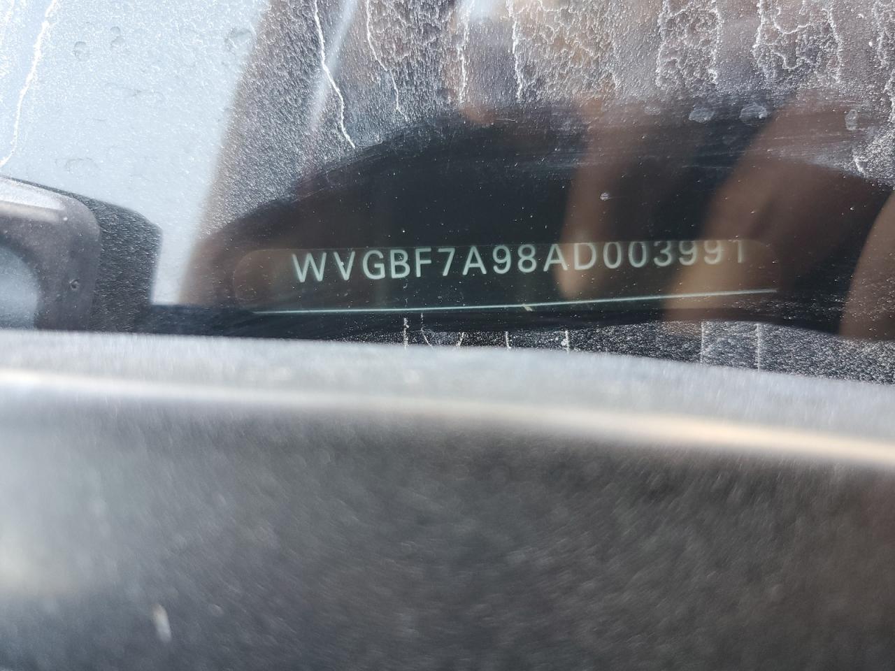 2010 Volkswagen Touareg V6 VIN: WVGBF7A98AD003991 Lot: 91453675