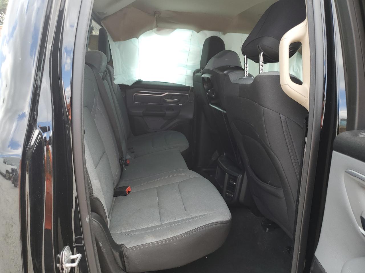 2020 Ram 1500 Big Horn/Lone Star VIN: 1C6RREBT5LN194489 Lot: 93688705