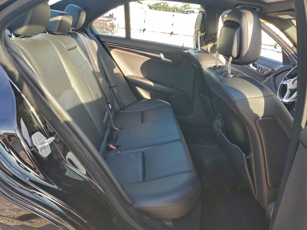 2014 Mercedes-Benz C 250 VIN: WDDGF4HB0EA938226 Lot: 94472715