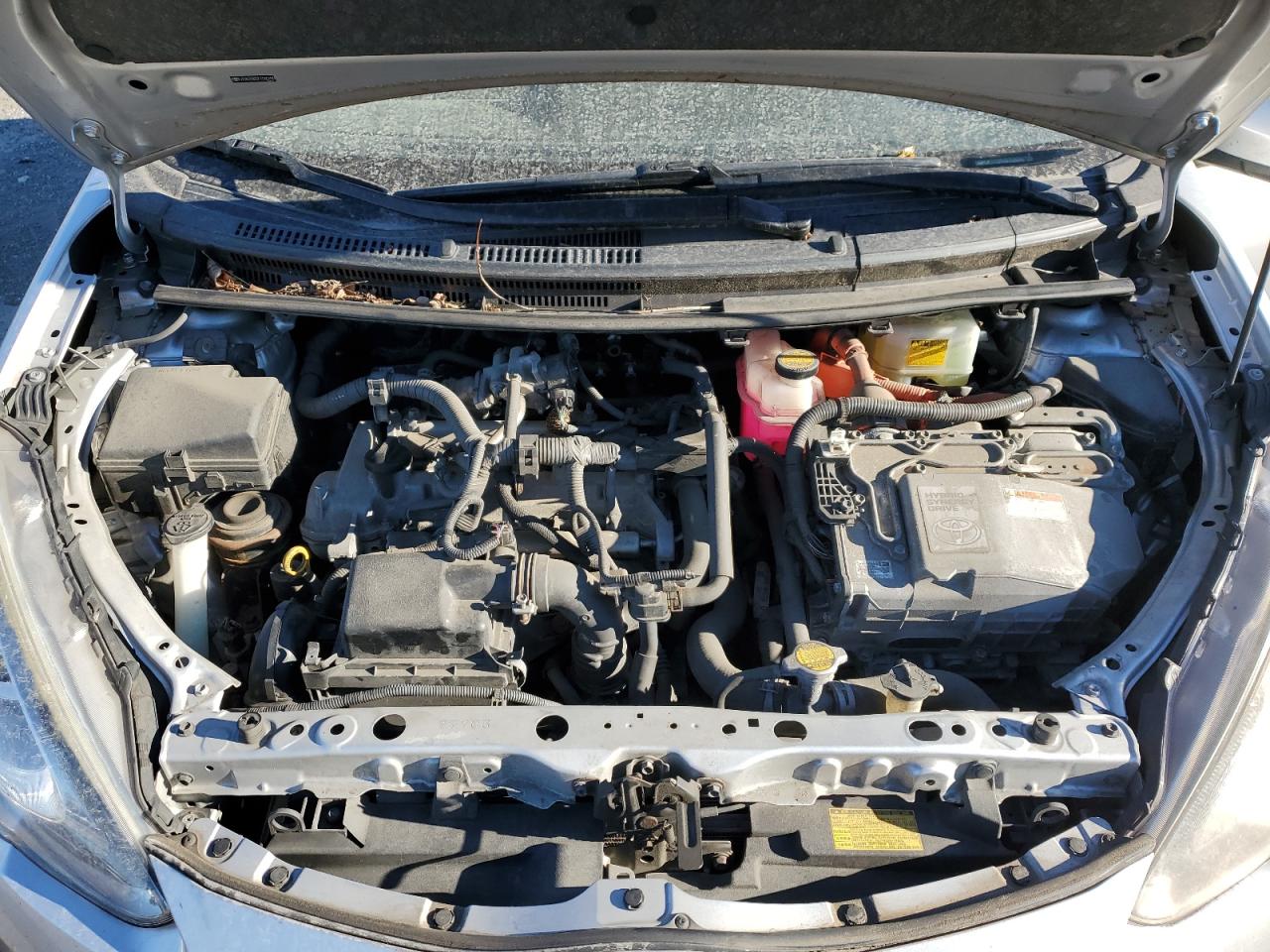 2015 Toyota Prius C VIN: JTDKDTB33F1585990 Lot: 91651205