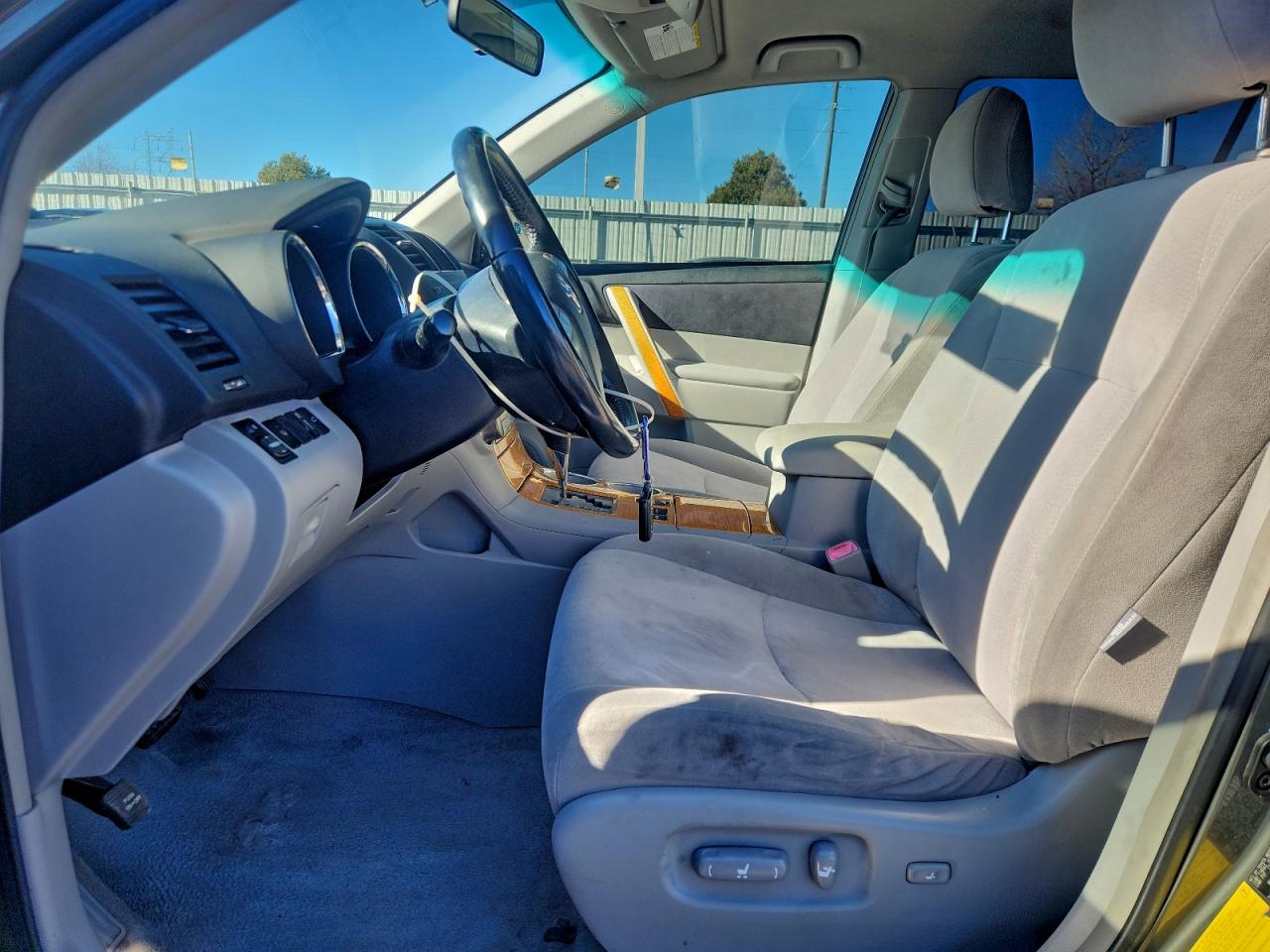 2008 Toyota Highlander Hybrid VIN: JTEEW41AX82018729 Lot: 93755975