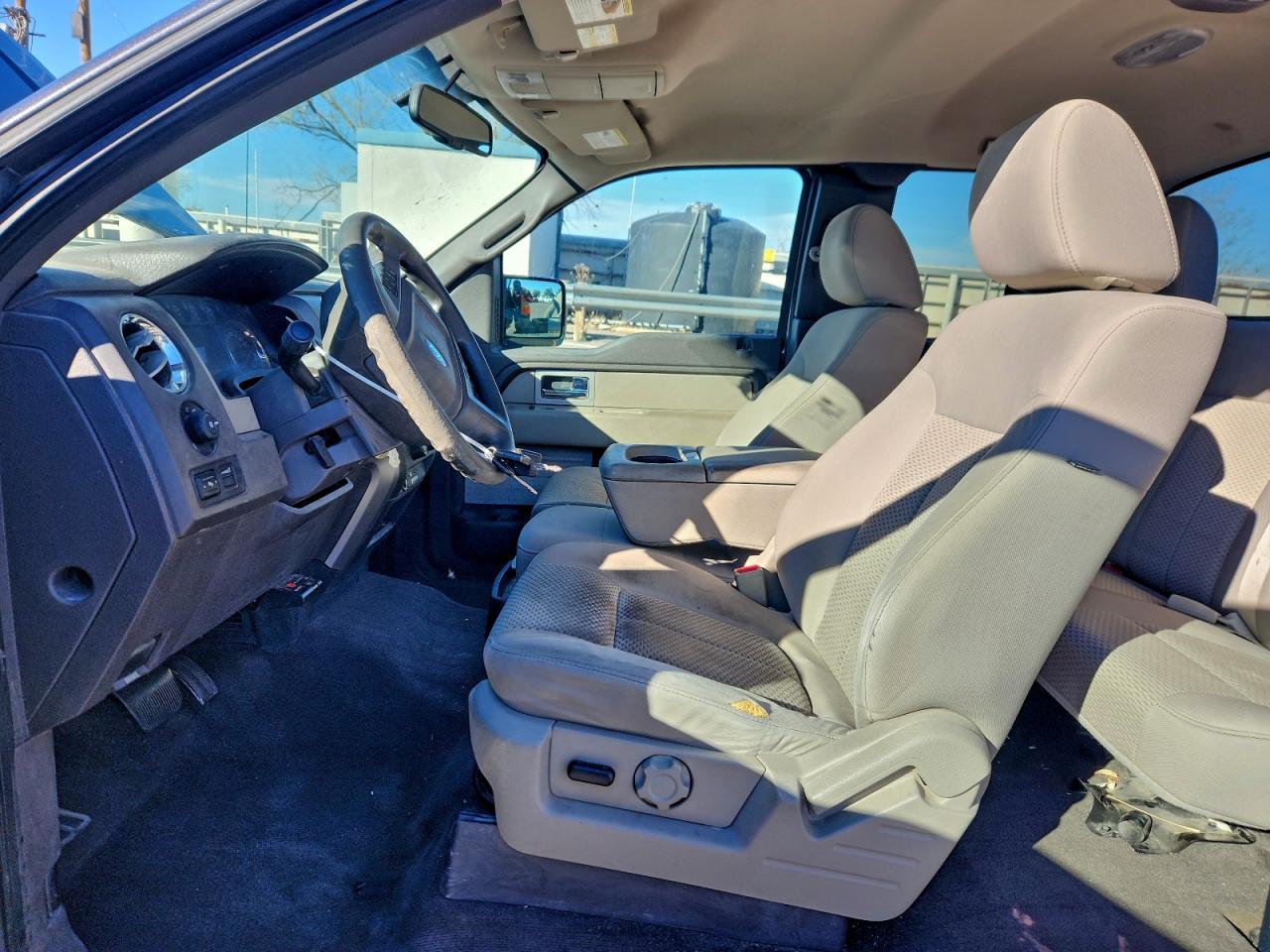 2010 Ford F150 Super Cab VIN: 1FTEX1C8XAFB74746 Lot: 93121205