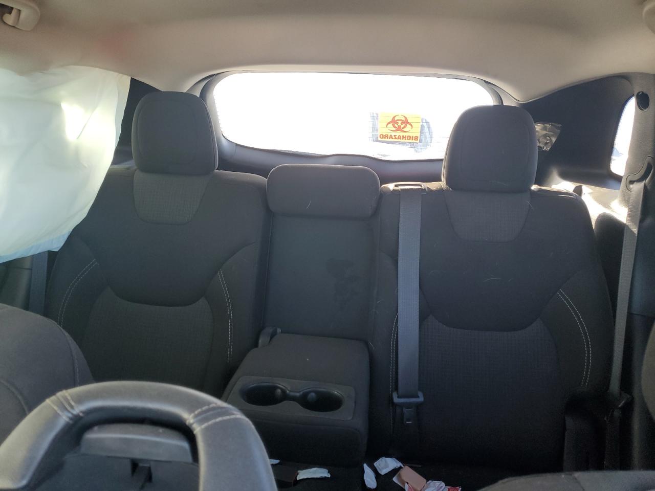 2016 Jeep Cherokee Latitude VIN: 1C4PJMCS5GW205272 Lot: 91432045