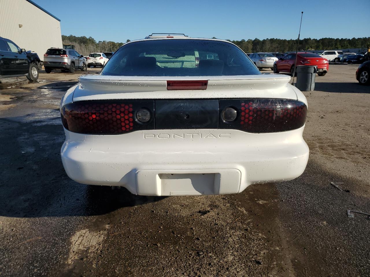2000 Pontiac Firebird VIN: 2G2FS22K7Y2155822 Lot: 91879825