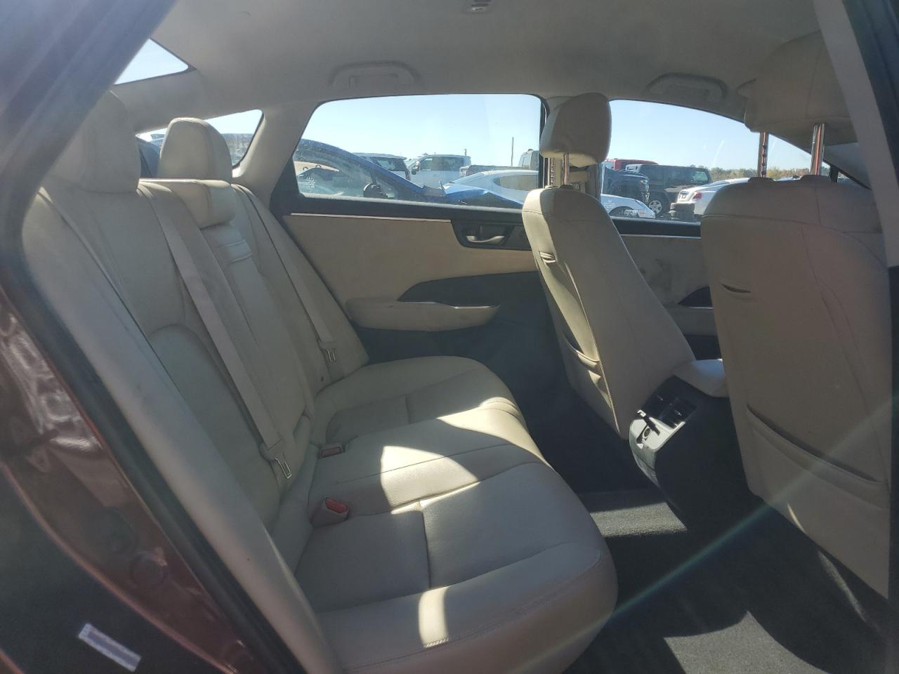 2018 Honda Clarity Touring VIN: JHMZC5F30JC020440 Lot: 91007215