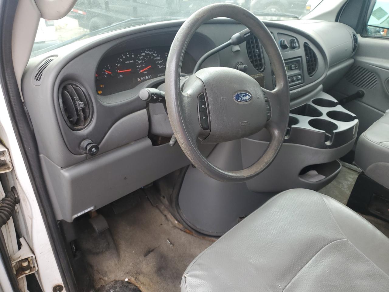 2006 Ford Econoline E350 Super Duty Van VIN: 1FTSE34L26DA33048 Lot: 90423095