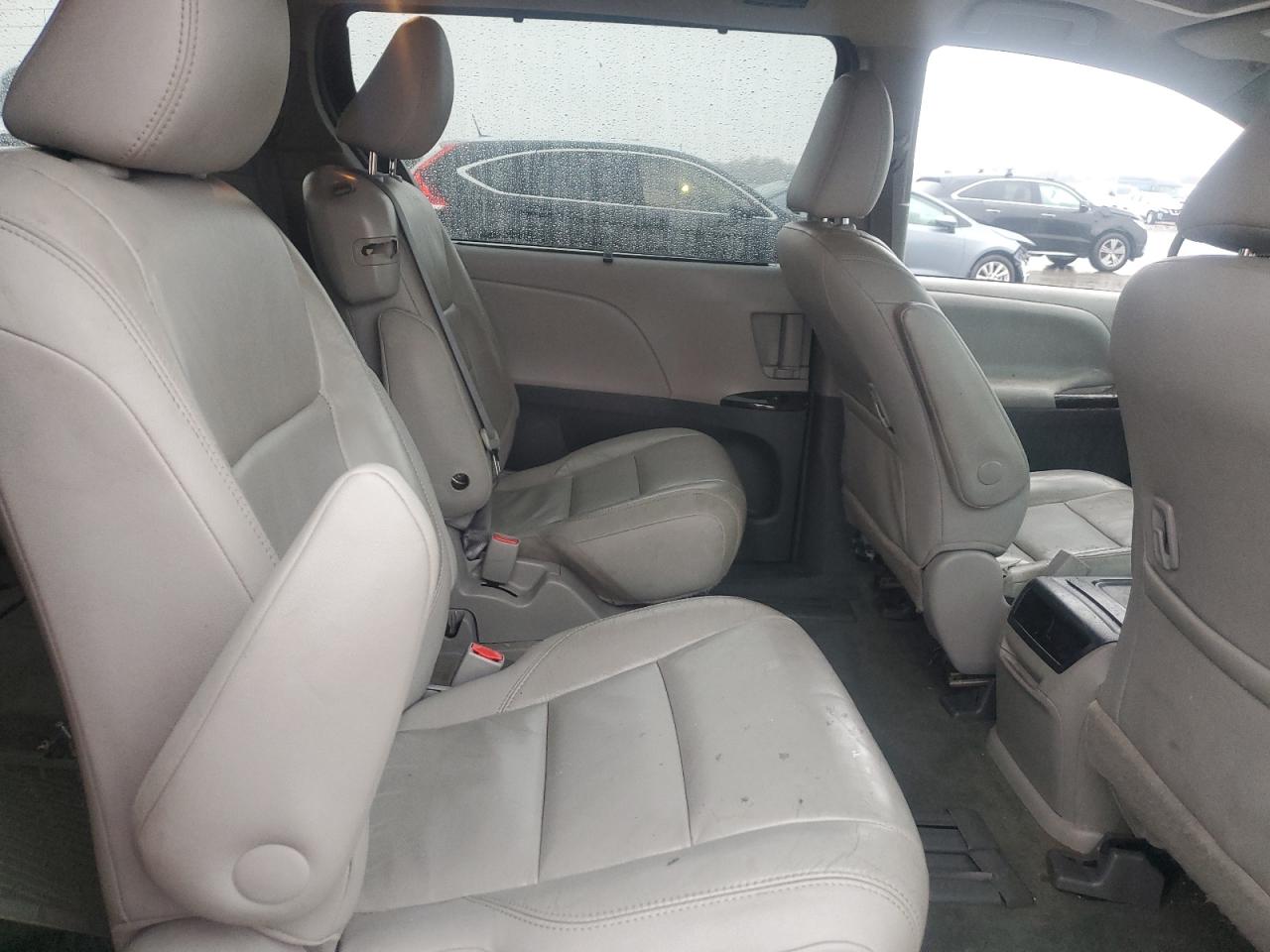 2016 Toyota Sienna Xle VIN: 5TDYK3DC7GS736444 Lot: 93679905