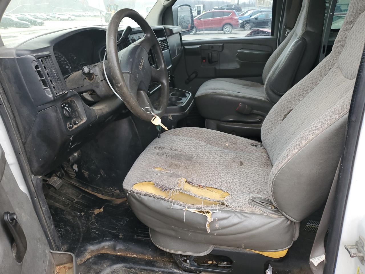 2006 GMC Savana G1500 VIN: 1GTFG15T561176396 Lot: 93899175