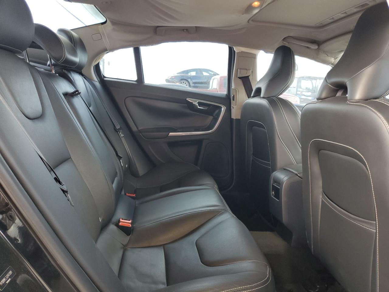 2018 Volvo S60 Dynamic VIN: YV126MFL3J2451391 Lot: 92295105