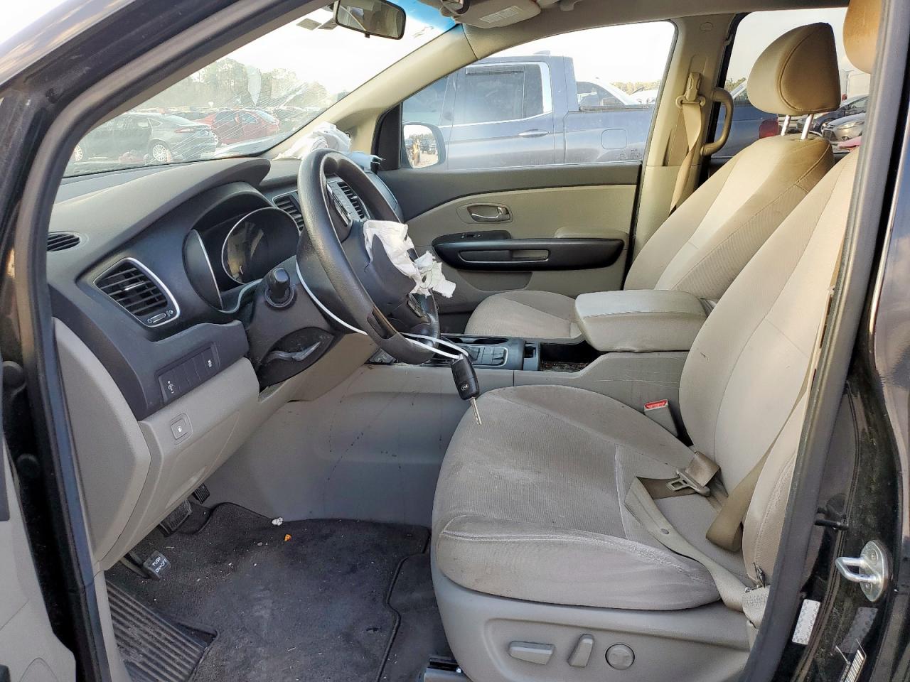 2015 Kia Sedona Lx VIN: KNDMB5C19F6063679 Lot: 93325995