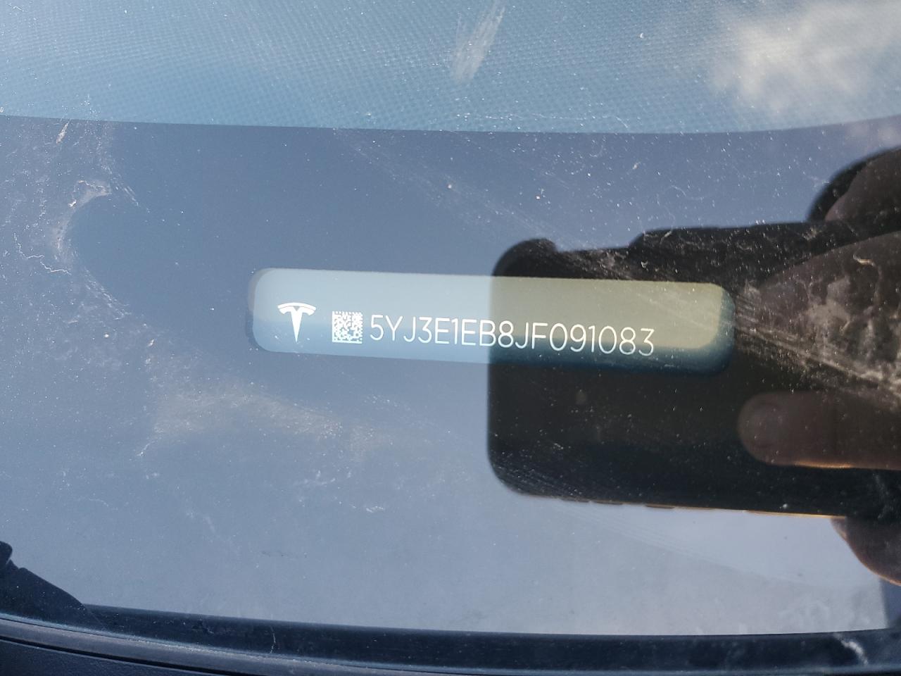 2018 Tesla Model 3 VIN: 5YJ3E1EB8JF091083 Lot: 92984915