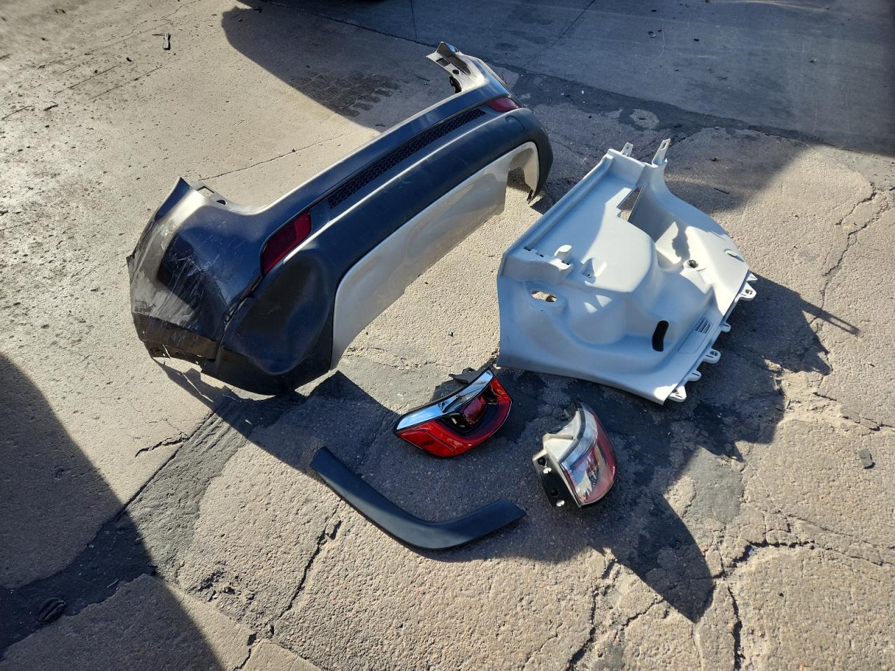 2018 Jeep Compass Limited VIN: 3C4NJDCB0JT298626 Lot: 92310805