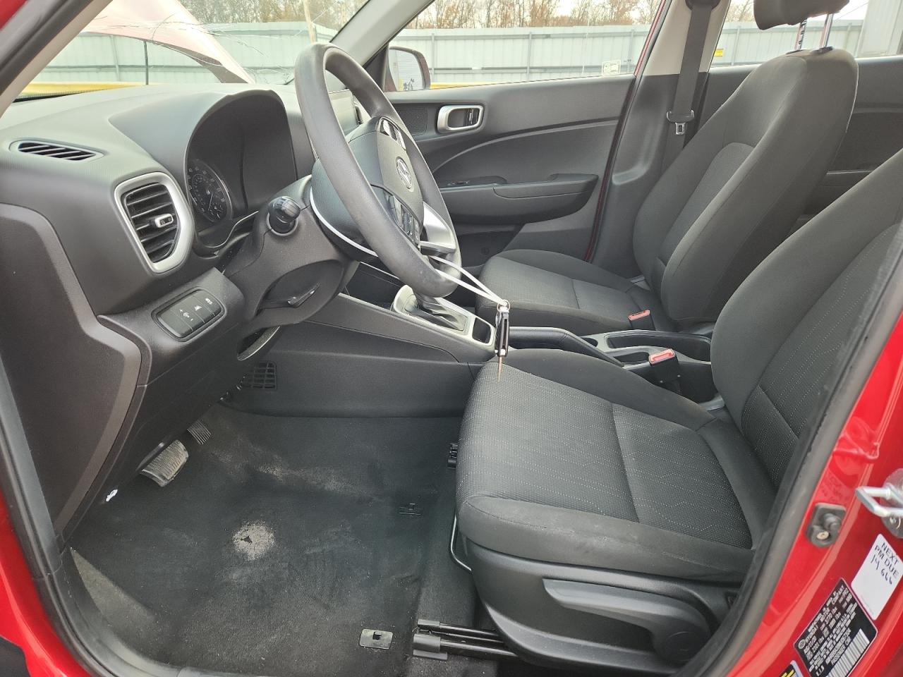 2021 Hyundai Venue Se VIN: KMHRB8A38MU067304 Lot: 92952135