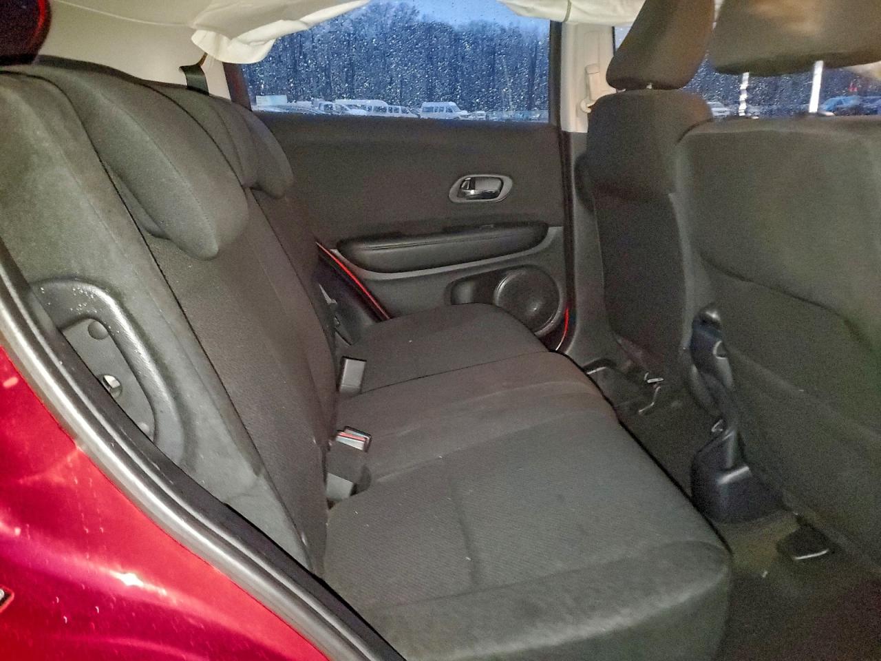 2018 Honda Hr-V Lx VIN: 3CZRU6H39JG727335 Lot: 94344415