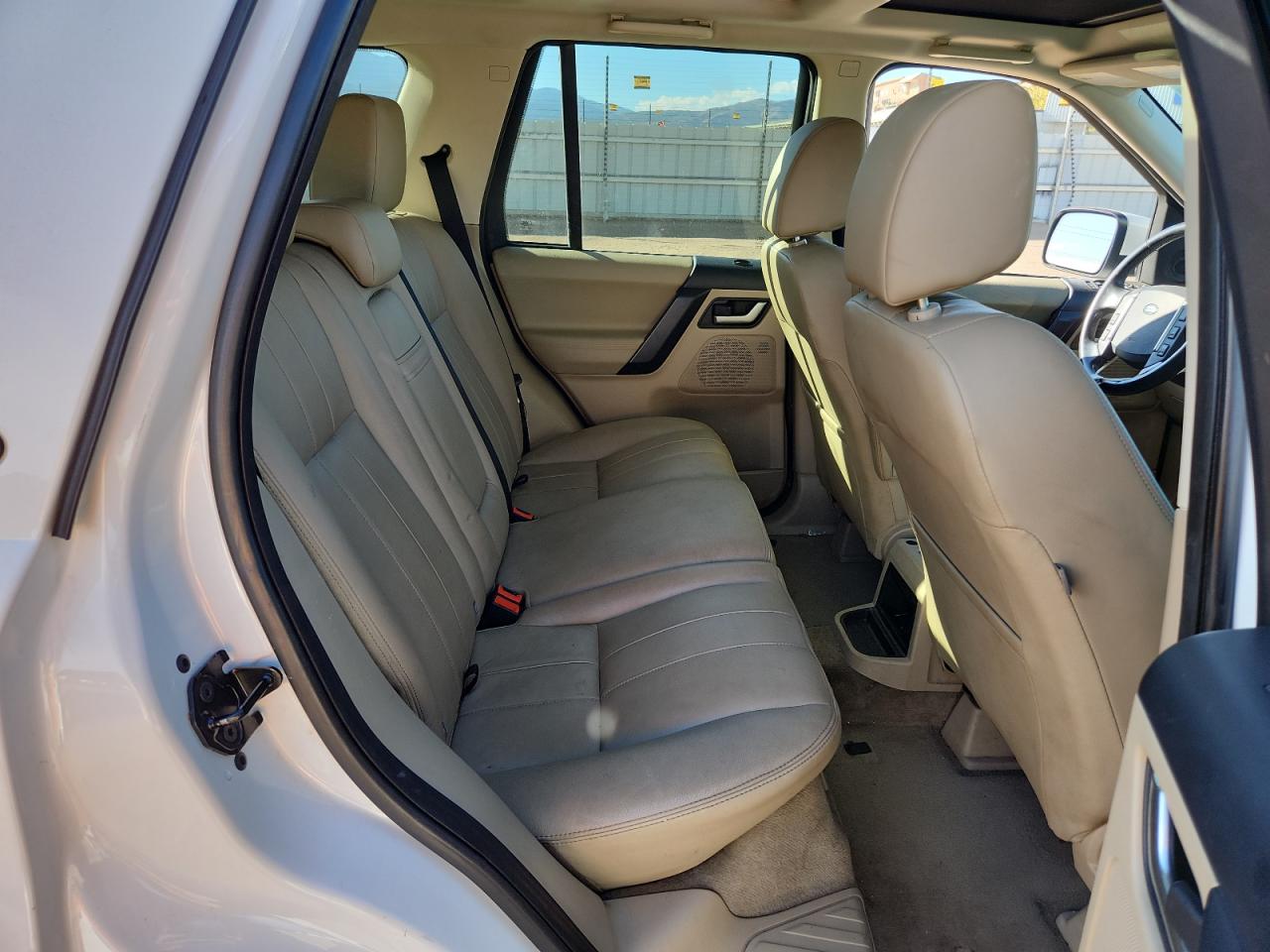 2011 Land Rover Lr2 Hse VIN: SALFR2BN0BH244250 Lot: 91625595