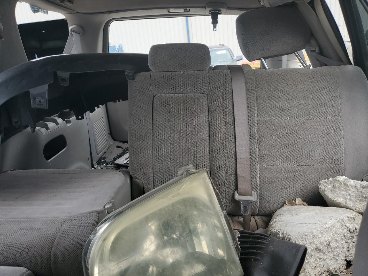 2006 Toyota Sequoia Sr5 VIN: 5TDBT44A26S267303 Lot: 89873695