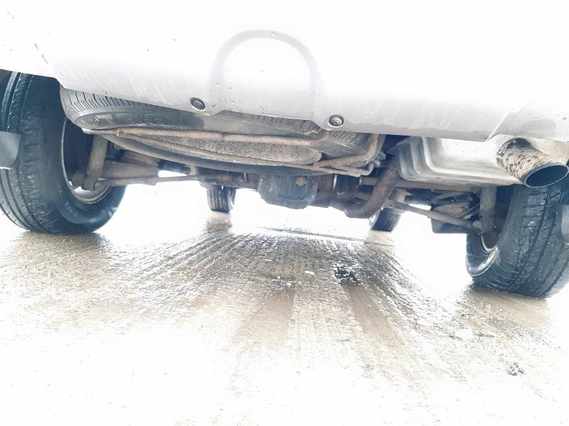 2001 HYUNDAI SANTA FE 2.7 V6 5DR AUTO