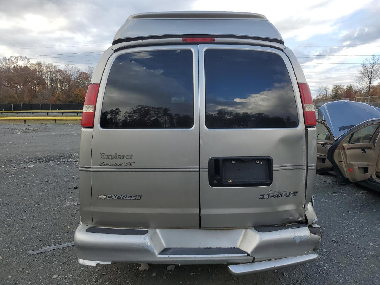 2003 Chevrolet Express G1500 VIN: 1GBFG15T131113845 Lot: 91383935