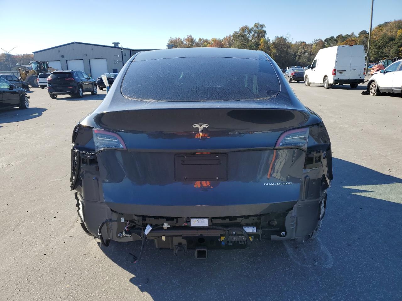 2025 Tesla Model Y VIN: 7SAYGDEE2SA354312 Lot: 91089995