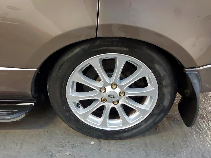 2011 LAND ROVER RANGE ROVER 4.4 TDV8 VOGUE 4DR AUTO