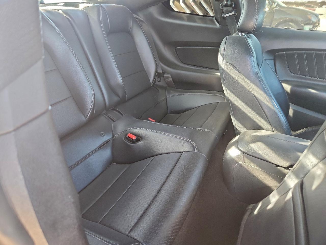 2017 Ford Mustang VIN: 1FA6P8TH5H5212404 Lot: 94519175