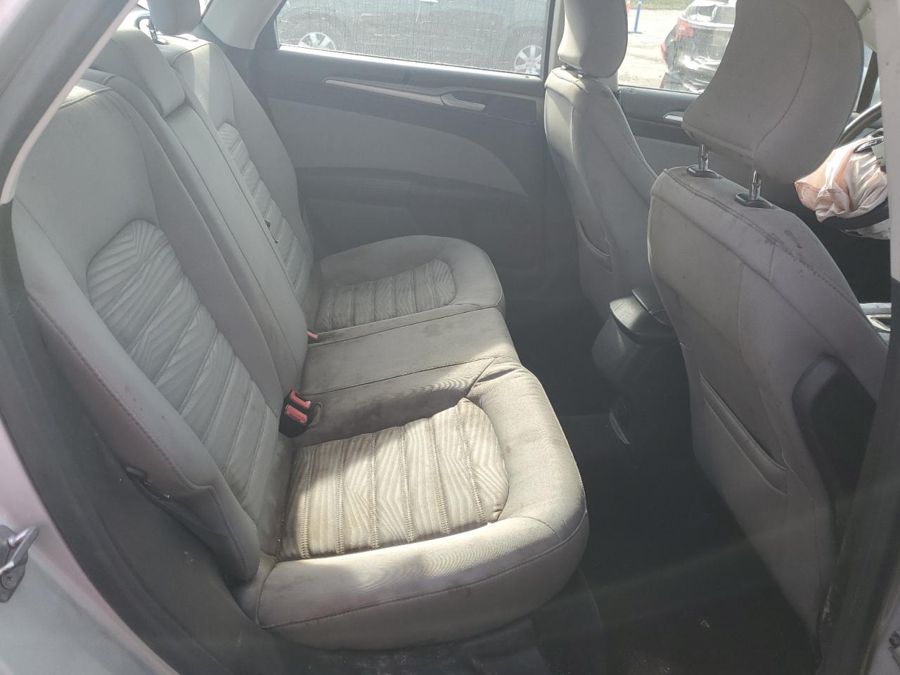 2016 Ford Fusion S VIN: 3FA6P0G73GR398605 Lot: 86497225