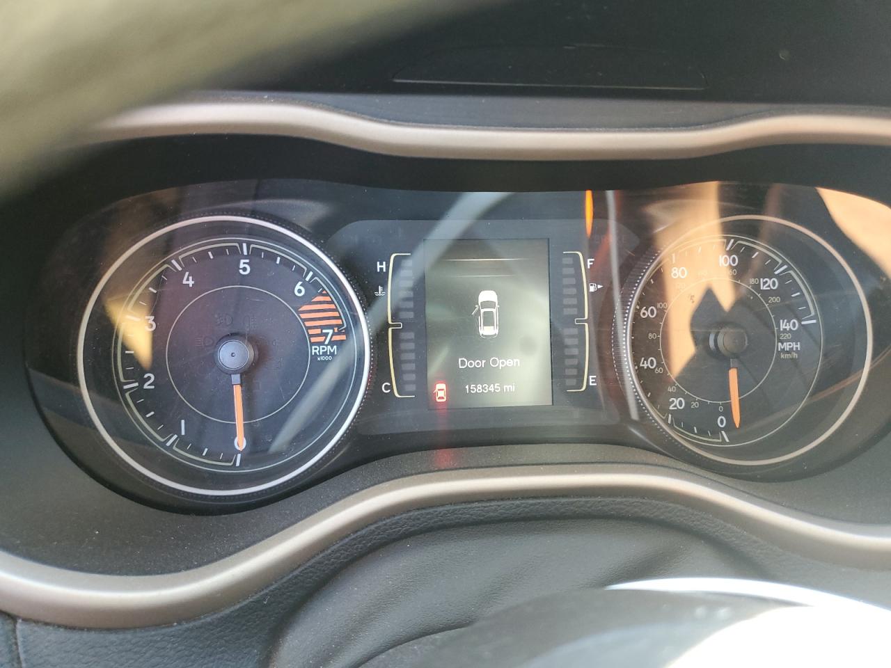 2018 Jeep Cherokee Latitude VIN: 1C4PJLCB9JD511484 Lot: 92314075